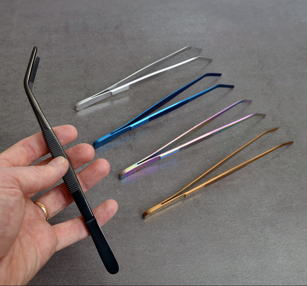 Tweezers medium angled