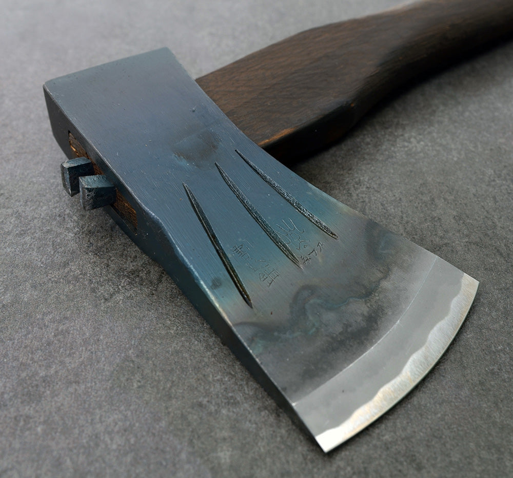Axe