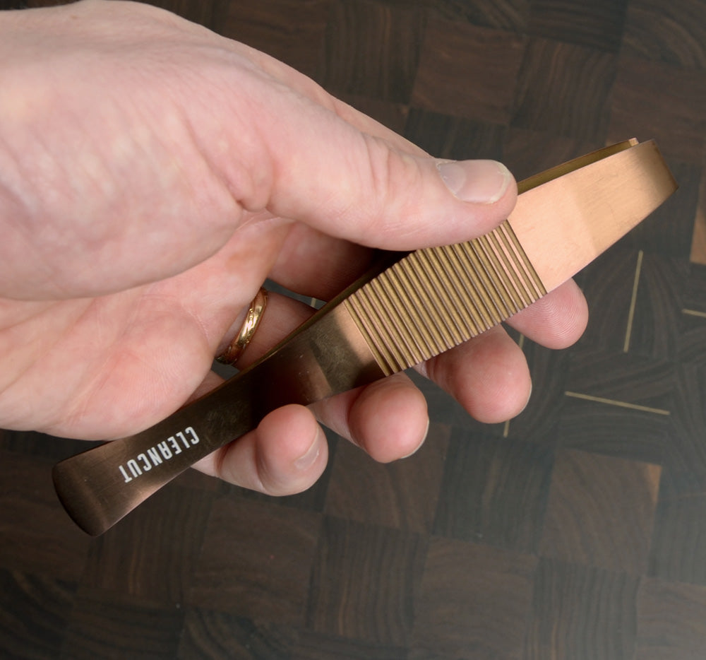 Fish bone tweezers
