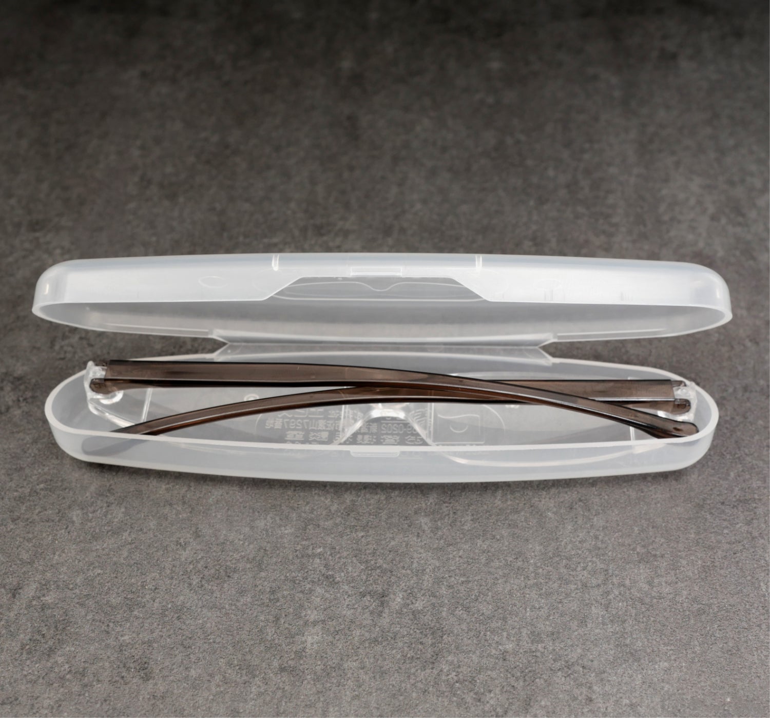 Reading glasses with Japanese optics