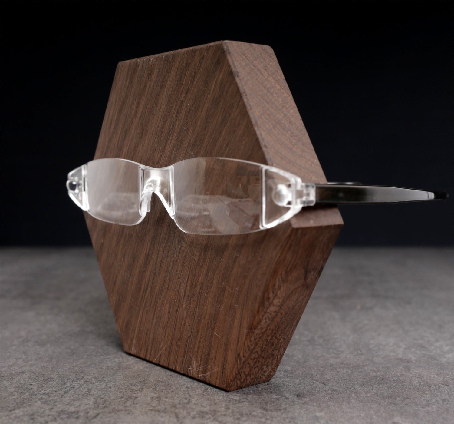 Reading glasses with Japanese optics