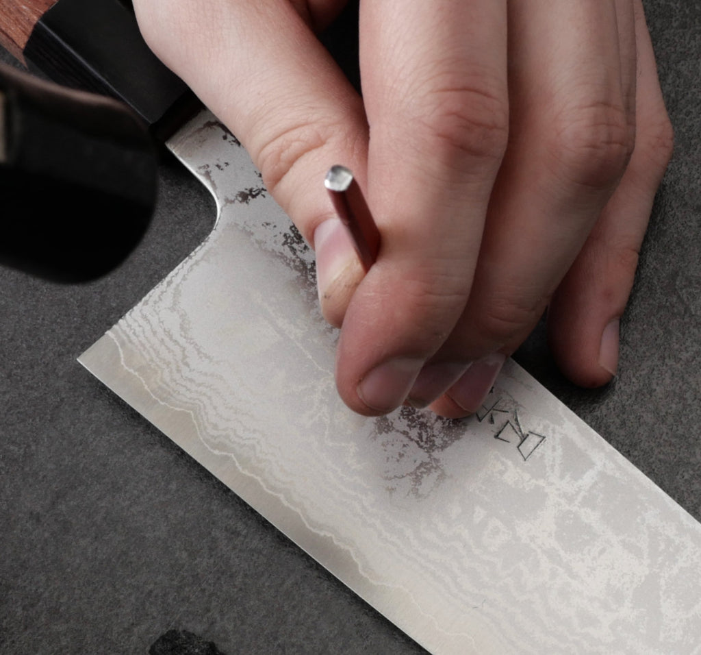 Kanji | Hand-chiseled engraving