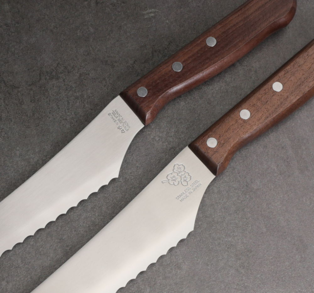 Bread knife