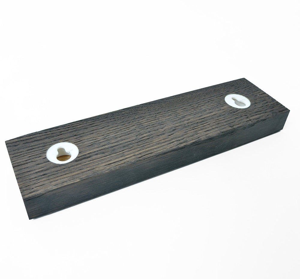 Magnetic leather strip