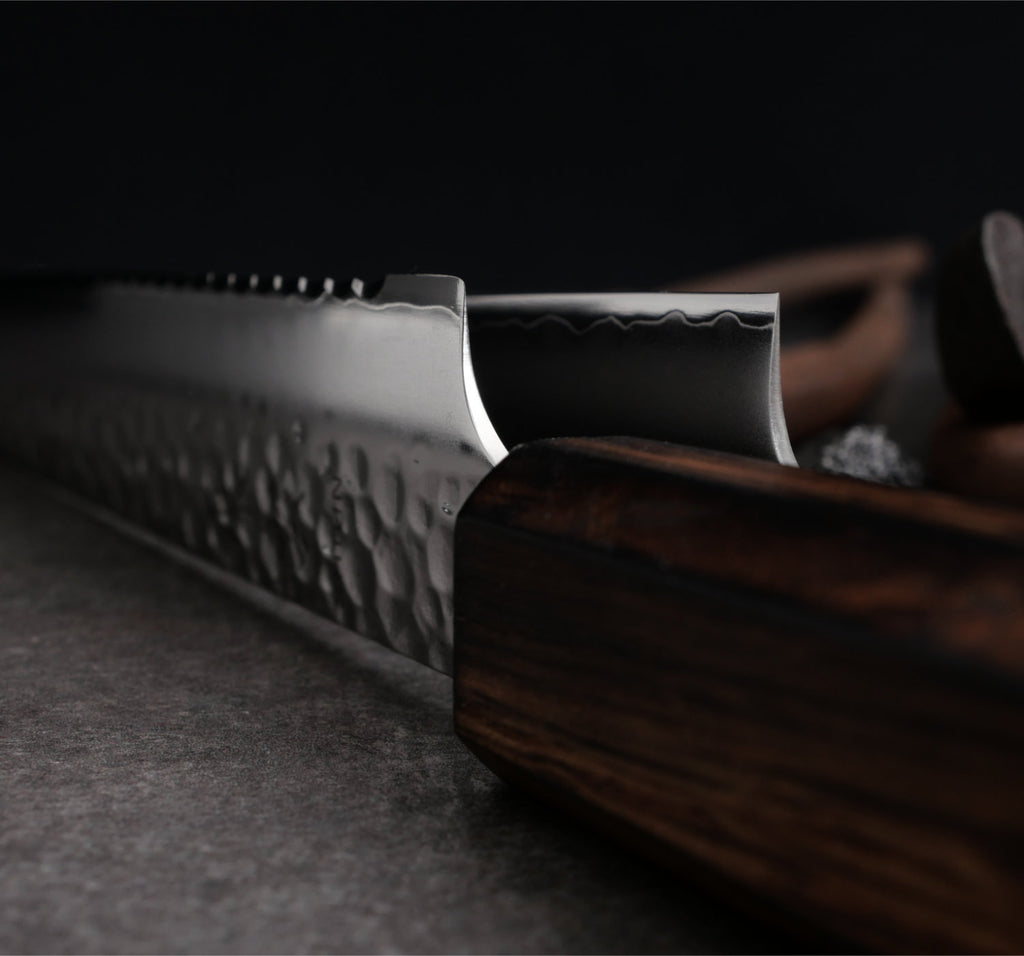 Bread knife